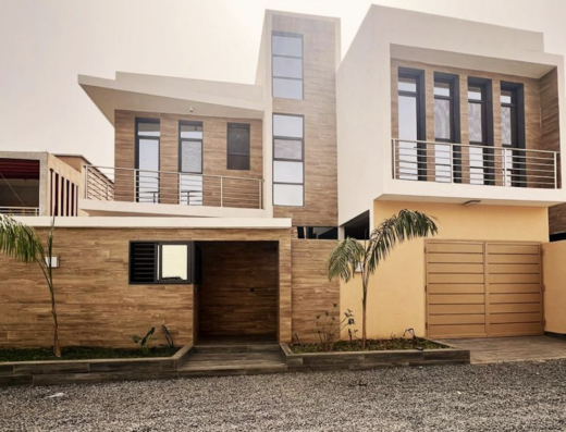 3 Villas Duplex de Standing à Sébénikoro